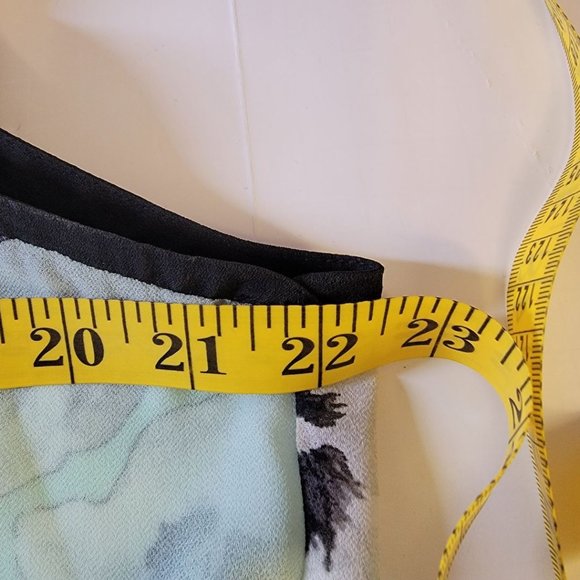 Ellen Tracy Sleeveless Floral print Dressy Blouse L - Picture 7 of 10